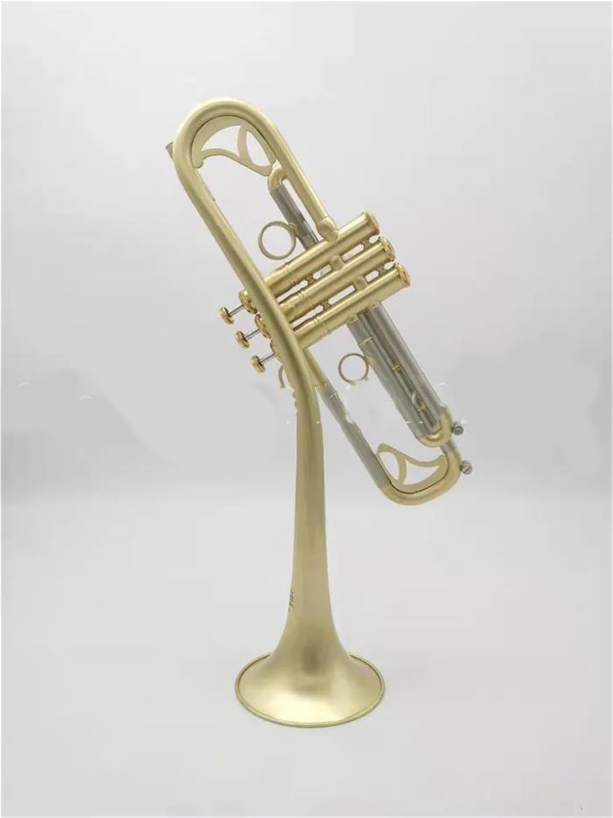 Bb Trumpet with Case and Mouthpiece T7668