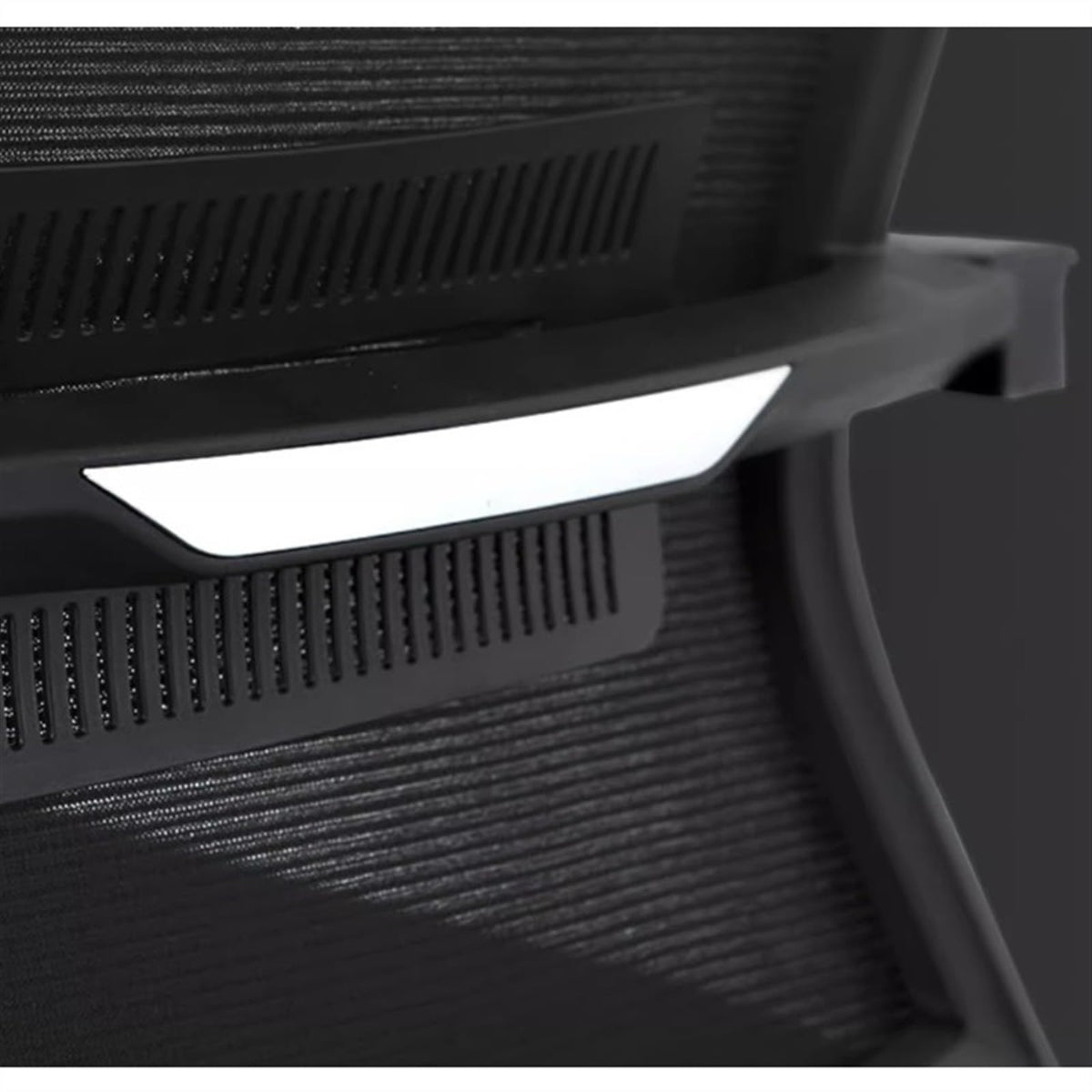 Ergonomic High Back Mesh Office Chair with Lumbar Support Q93105