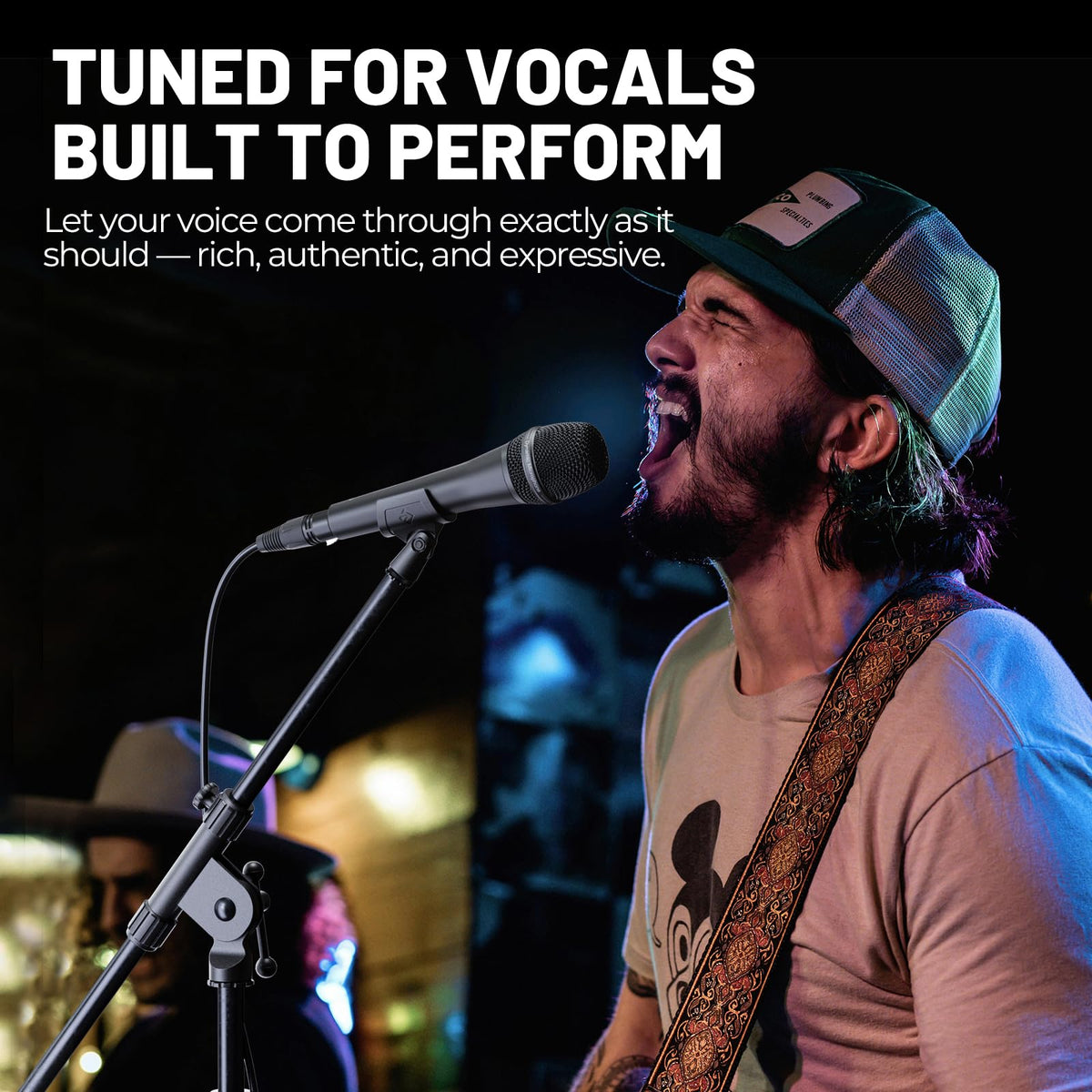Supercardioid Dynamic Vocal Microphone with XLR Cable P135955