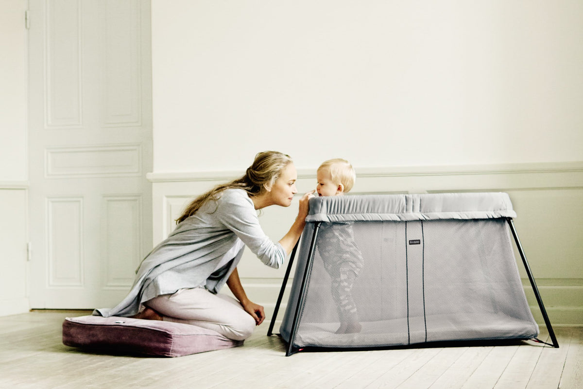 Travel Crib Y435