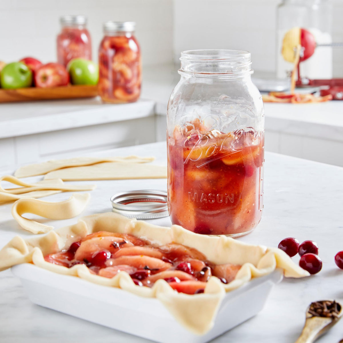 Regular Mouth 32-Ounces Mason Jar with Lids and Bands, Clear, Pack Of 2 G174508